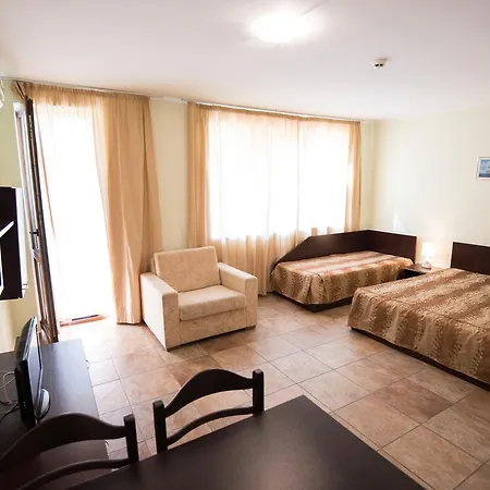 Family Apolon 2* Nesebar
